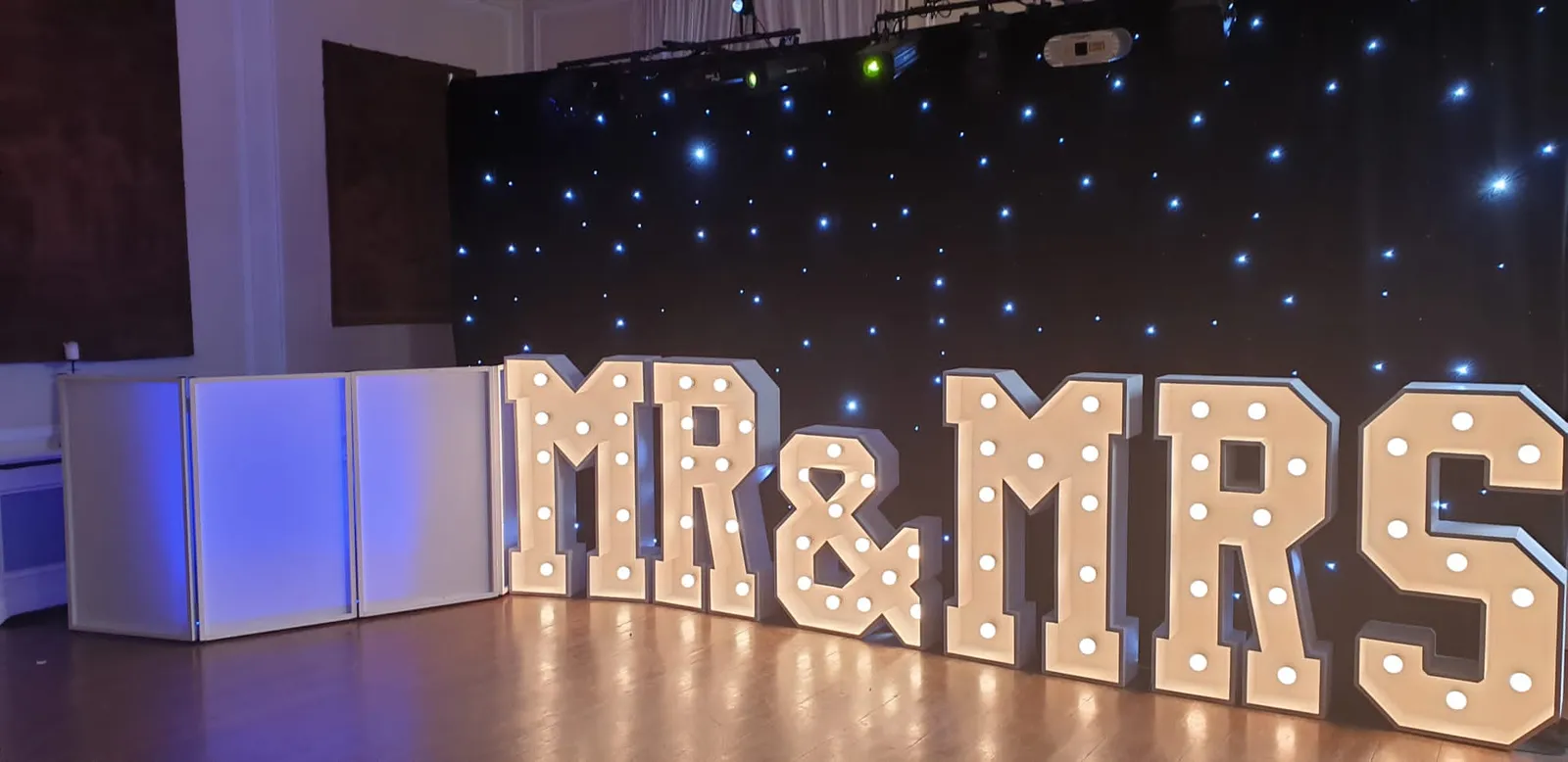Mr & Mrs light up letters hire
