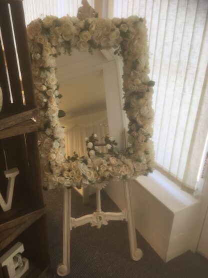 Flower Mirror for hire - Image 4