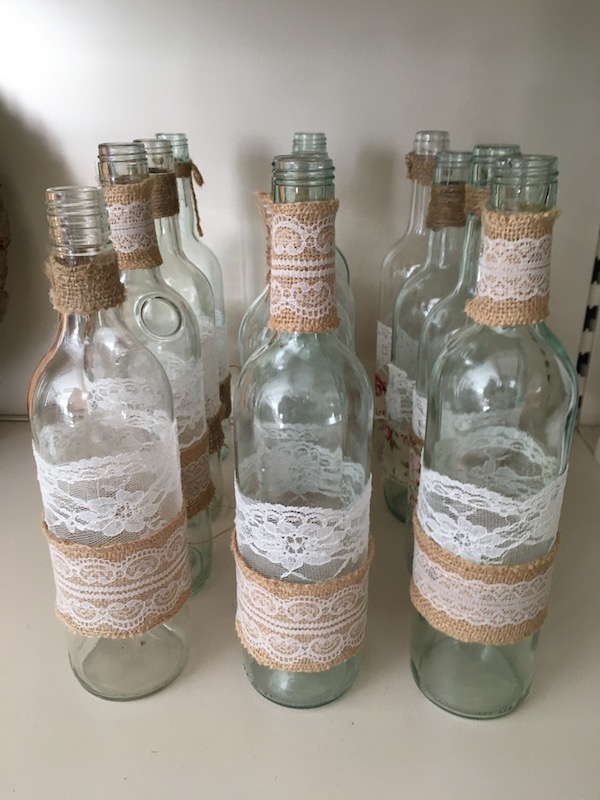 Burlap wine bottles hotsell